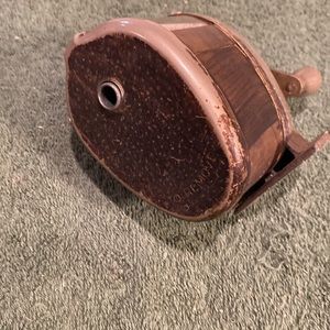 Antique Boston Model L manual, pencil sharpener